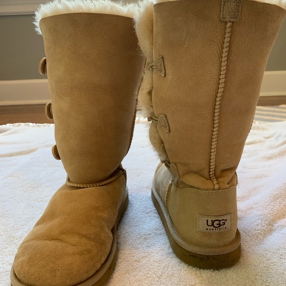 UGGS bailey suede triple II boot - Picture 3 of 6
